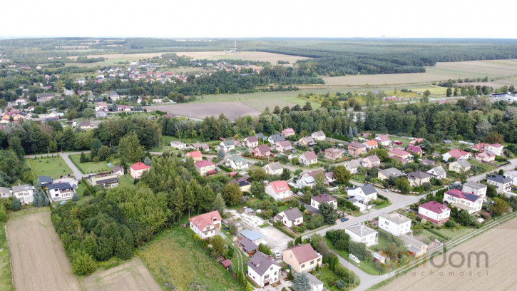 Dom Sprzedaż Ćmielów 4