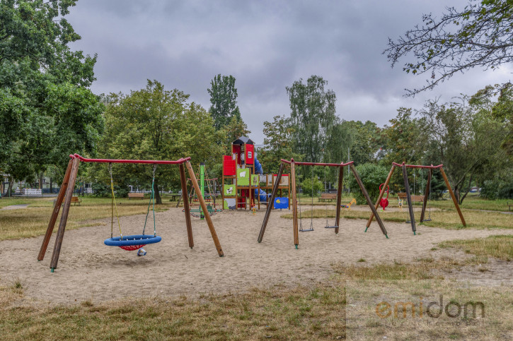 Mieszkanie Sprzedaż  Mokotów Konstancińska 22