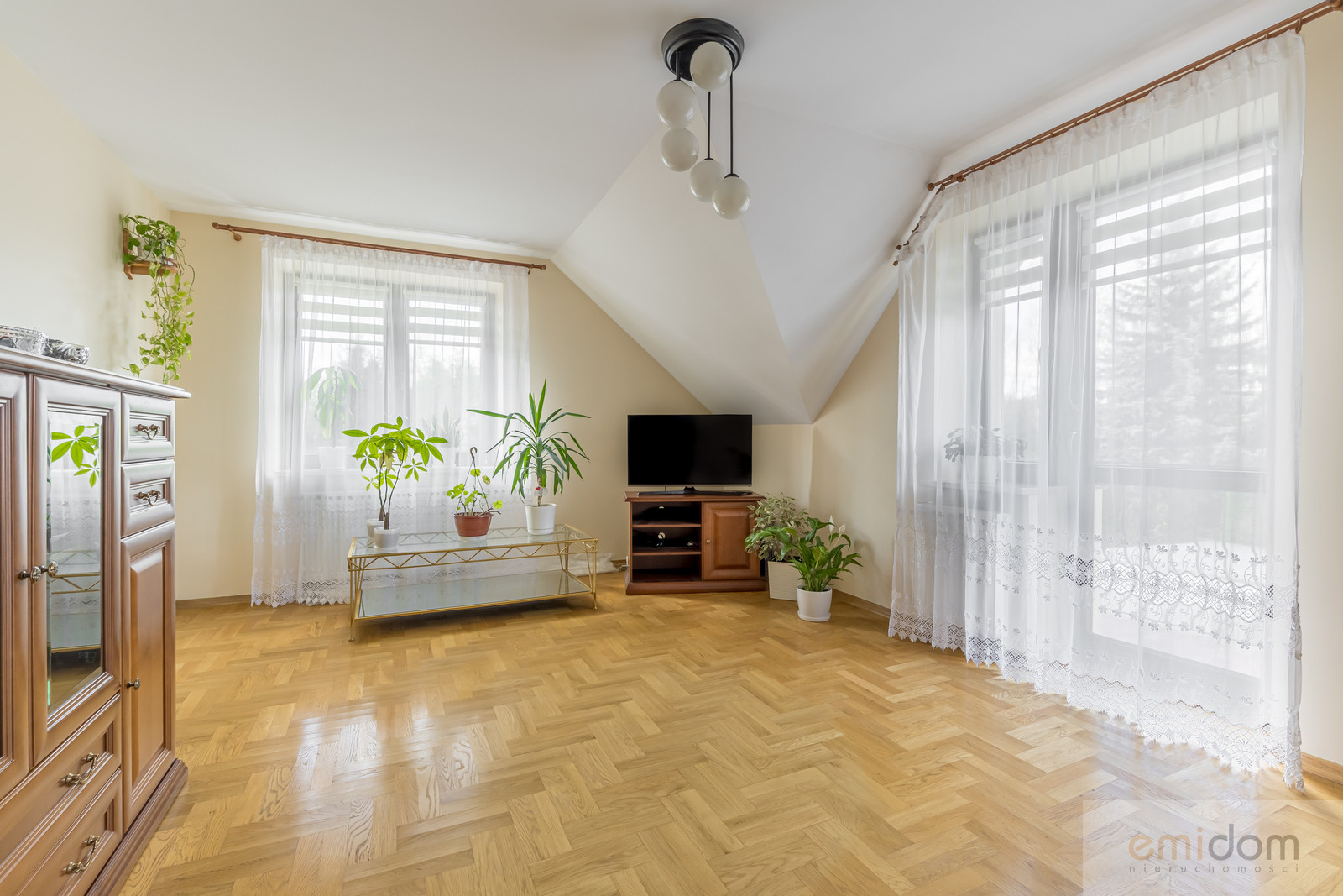 Dom Sprzedaż Halinów