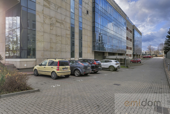 Lokal Sprzedaż  Włochy 16
